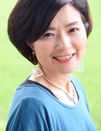 與那原慶子
